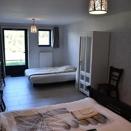 Frühstückspension Angueur Montrem