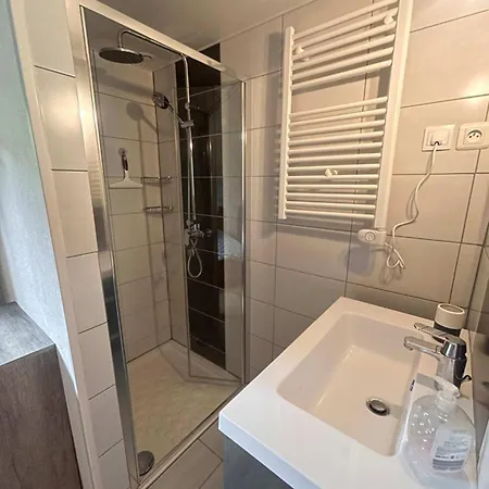 Angueur Nocleg ze śniadaniem 3*