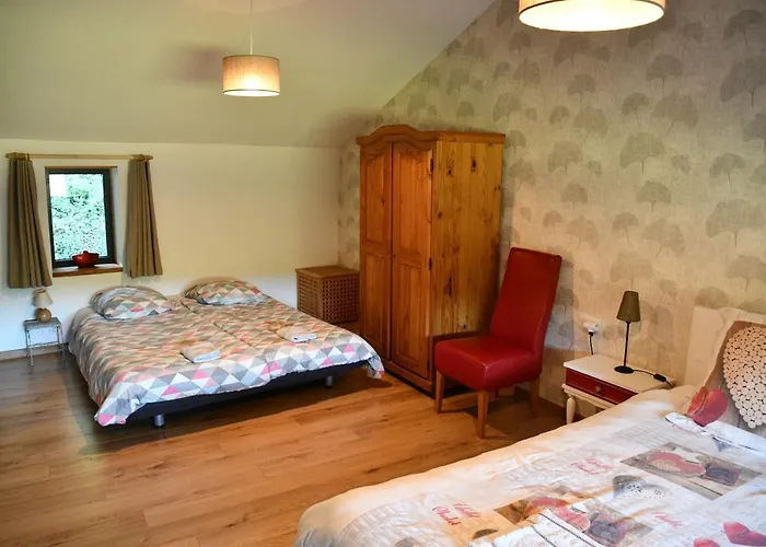 Bed and Breakfast Angueur 3*